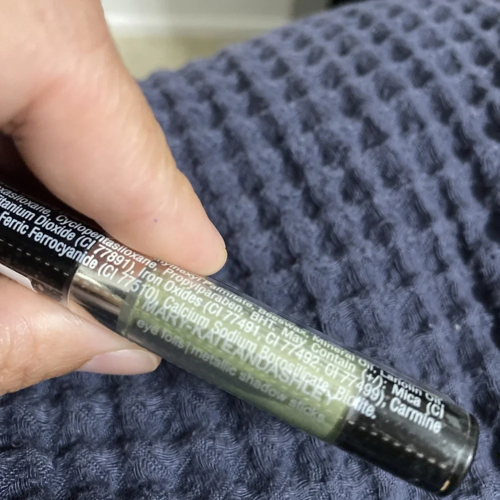Mary Kate & Ashley Eye Foils Metallic Shadow Sticks Waterfall Eyeshadow Sealed